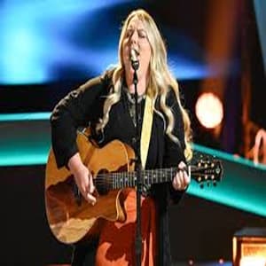 Cori Kennedy performing on The Voice Season 28 during blind auditions