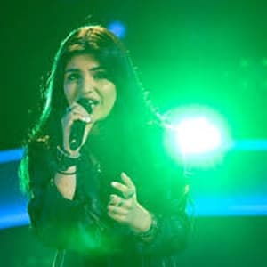 Vinya Chhabra performing on The Voice Season 28