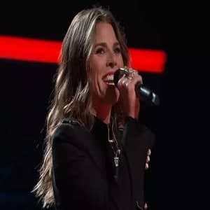 Destinee Monroe from The Voice season 30