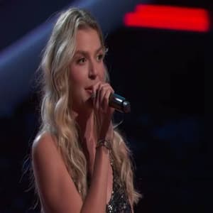 Lillie Kolich performing during The Voice Season 30 Blind Auditions